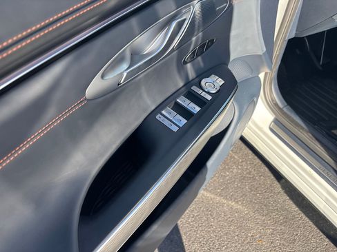 Used 2026 Genesis GV70 2.5T Sport Prestige image 11