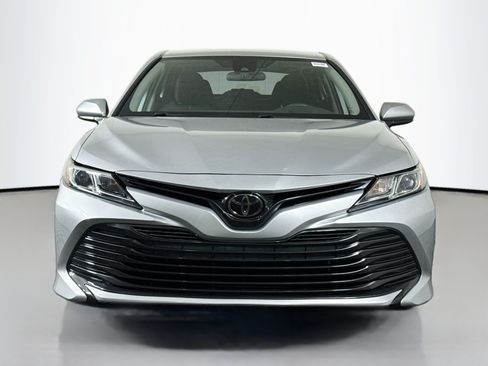 Used 2020 Toyota Camry LE FWD image 2