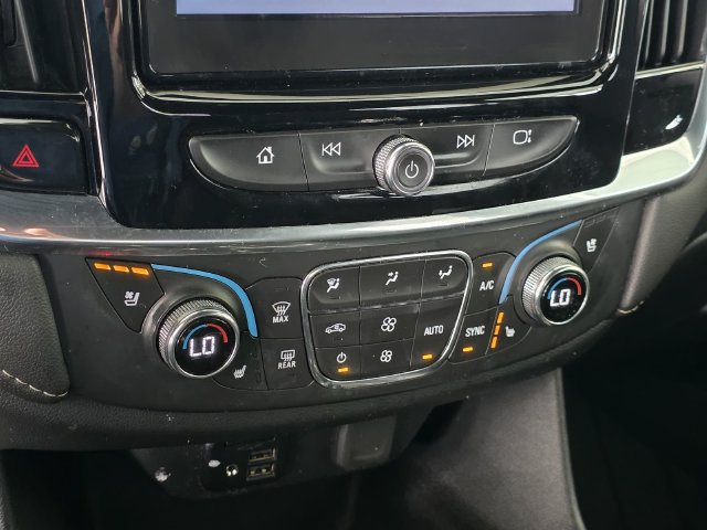 Used 2023 Chevrolet Traverse Premier w/ Redline Edition FWD image 39