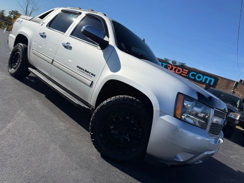 Used 2012 Chevrolet Avalanche LT w/ All-Star Edition image 52