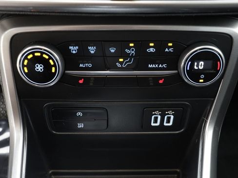 Used 2021 Ford EcoSport SE FWD image 11