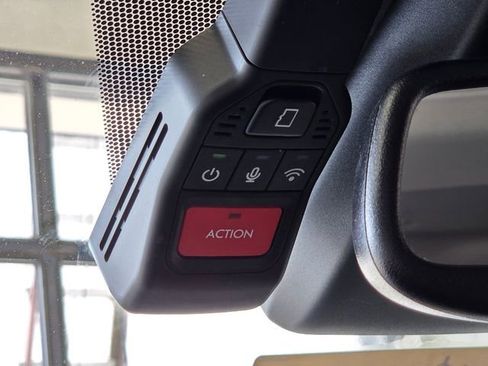 Used 2022 Toyota Sienna XLE FWD image 33