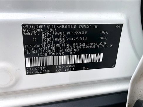 Used 2021 Toyota RAV4 Limited image 30