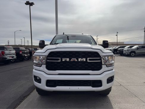 Used 2024 RAM 2500 Big Horn w/ Sport Appearance Package image 8