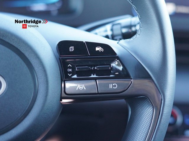 Used 2026 Hyundai Elantra Sport FWD image 17