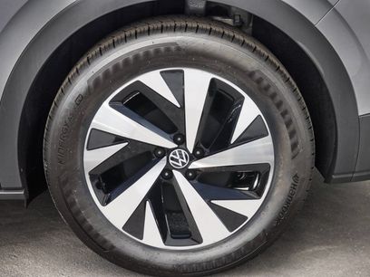New 2025 Volkswagen ID.4 Pro