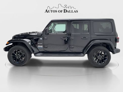 Used 2023 Jeep Wrangler Unlimited Sahara w/ Dual Top Group AWD/4WD image 6