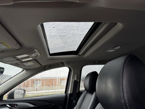 Used 2023 MAZDA CX-9 Touring Plus image 9