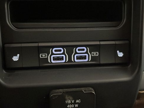 Used 2023 RAM 2500 Limited AWD/4WD image 35