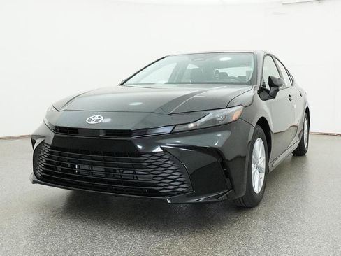 New 2026 Toyota Camry LE FWD image 19