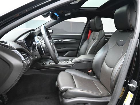 Used 2023 Cadillac CT5 V w/ Premium Package image 10