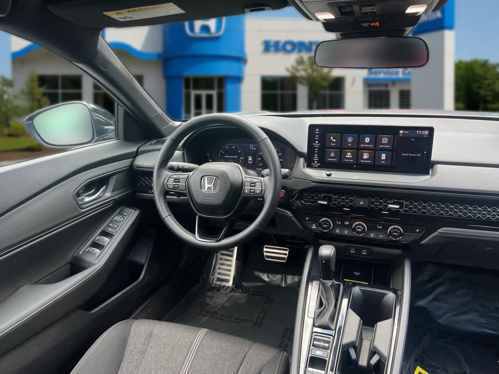 Used 2025 Honda Accord Sport image 32