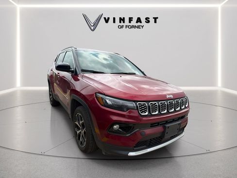 Used 2025 Jeep Compass Limited AWD/4WD image 5