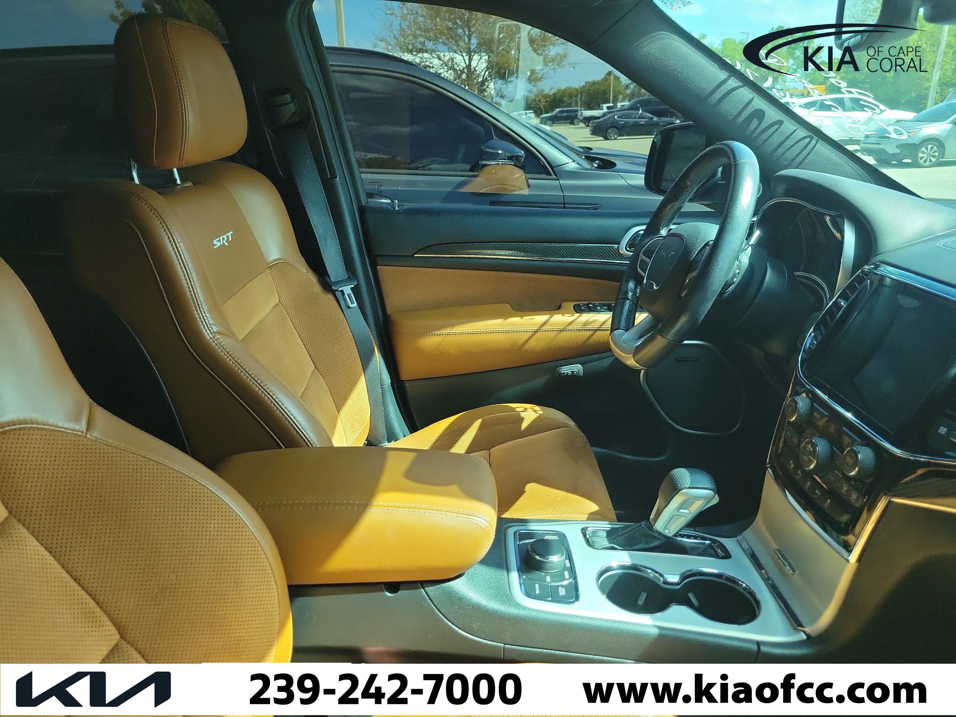 Used 2020 Jeep Grand Cherokee SRT AWD/4WD image 5