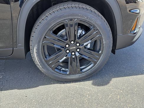 New 2026 GMC Acadia Elevation w/ Black Edition image 6