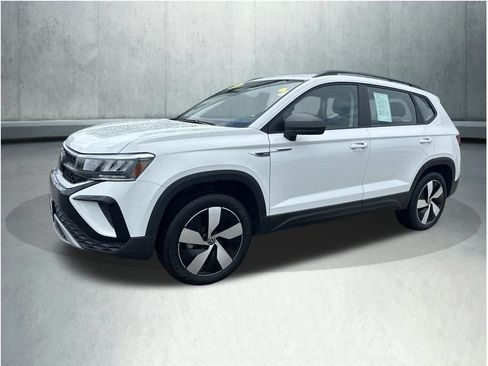Used 2024 Volkswagen Taos S AWD/4WD image 1