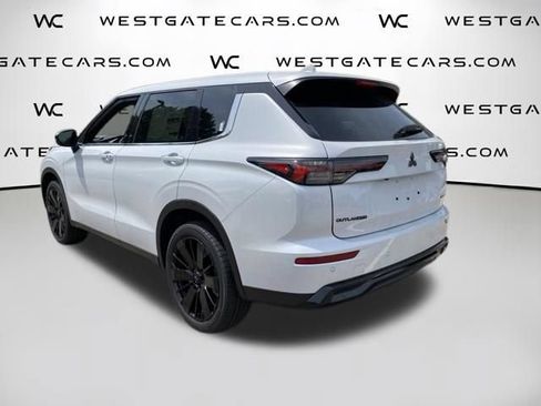 New 2026 Mitsubishi Outlander LE FWD image 25