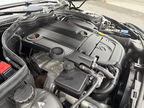 Used 2013 Mercedes-Benz C 250 Sedan image 12