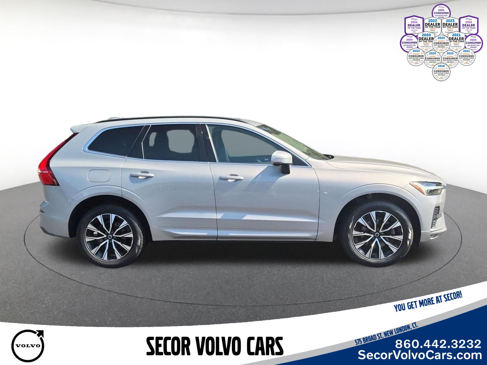 Used 2023 Volvo XC60 B5 Core AWD/4WD image 5