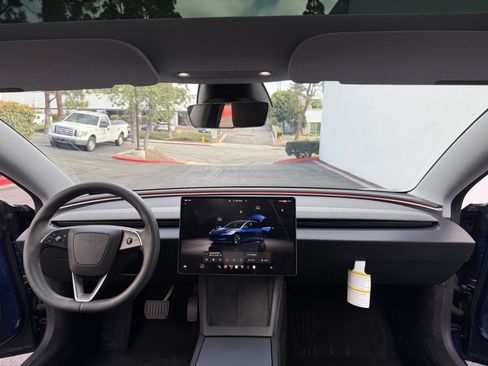 Used 2025 Tesla Model 3 Long Range RWD image 13