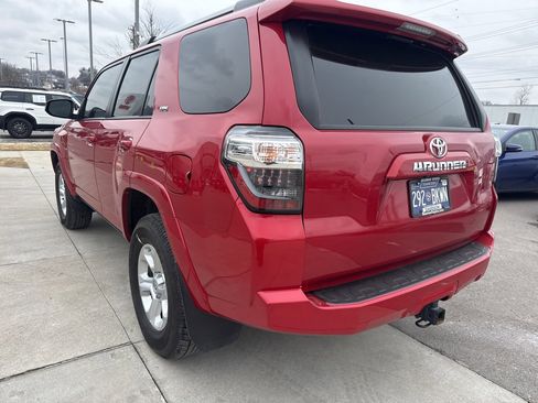 Certified 2024 Toyota 4Runner SR5 Premium image 6