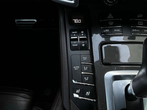 Used 2016 Porsche Cayenne GTS image 27