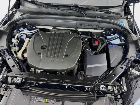 Used 2023 Volvo XC60 B5 Ultimate w/ Protection Package Premier image 33