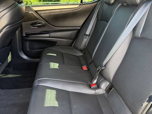 Used 2020 Lexus ES 350 F Sport w/ Accessory Package FWD image 25