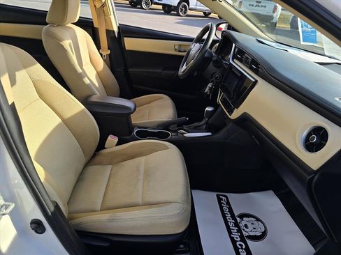 Used 2018 Toyota Corolla LE image 14