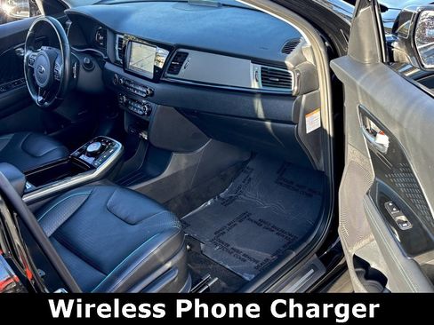 Used 2019 Kia Niro EX Premium image 19