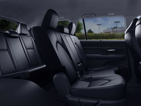 New 2026 Toyota Grand Highlander AWD Hybrid image 2