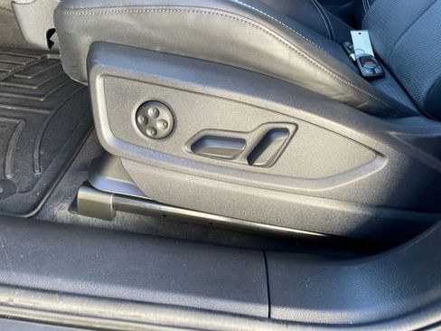 Used 2024 Audi SQ5 Premium Plus image 41