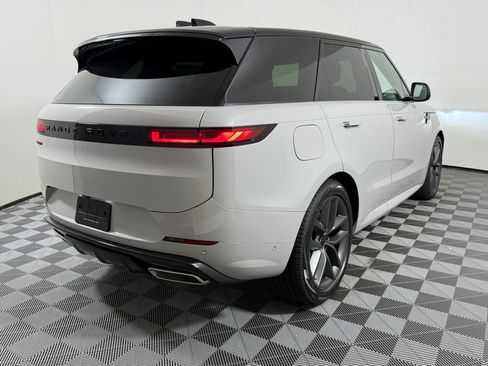 New 2026 Land Rover Range Rover Sport Dynamic SE AWD/4WD image 10
