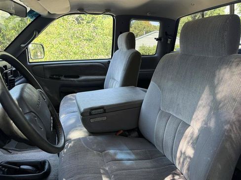 Used 1997 Dodge Ram 1500 Truck 4x4 Club Cab image 11