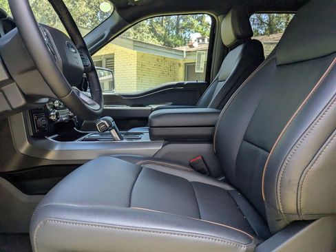 New 2025 Ford F150 Lariat w/ Equipment Group 502A High image 21