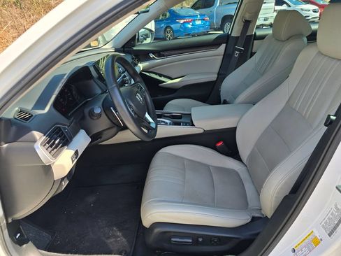 Used 2019 Honda Accord EX-L image 4