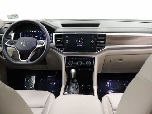 Used 2022 Volkswagen Atlas SEL image 13