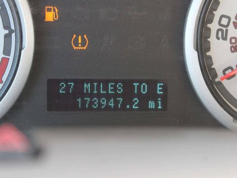 Used 2009 Ford Focus SE FWD image 6