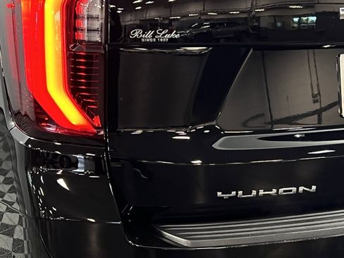 Used 2025 GMC Yukon XL Denali image 13