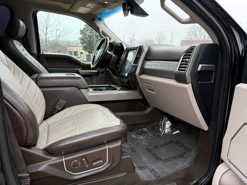 Used 2018 Ford F250 Limited w/ FX4 Off-Road Package image 35