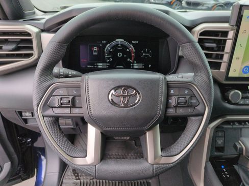Used 2026 Toyota Tundra Limited AWD/4WD image 17