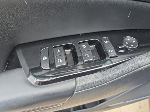 Used 2023 Kia Sportage EX AWD/4WD image 16