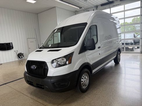 Used 2022 Ford Transit 250 148 High Roof AWD image 2