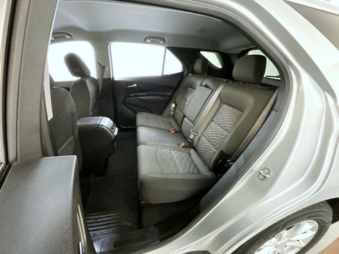 Certified 2018 Chevrolet Equinox LT FWD image 19