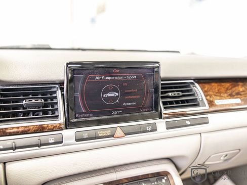 Used 2008 Audi S8 image 28