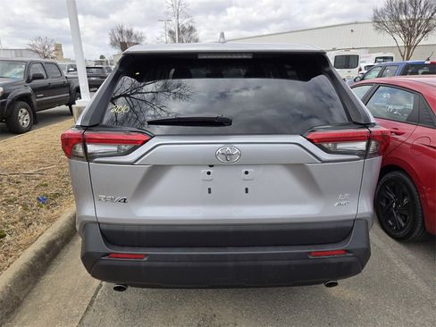 Used 2025 Toyota RAV4 LE image 6