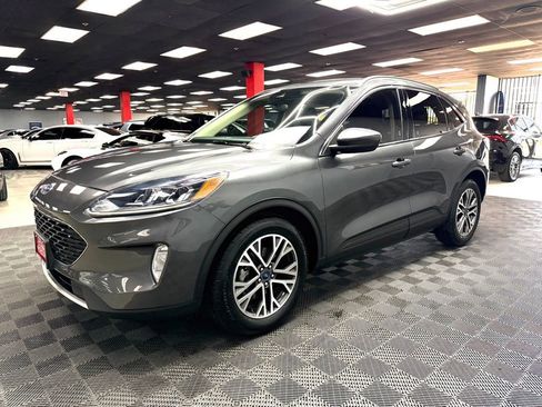 Used 2020 Ford Escape SEL FWD image 8