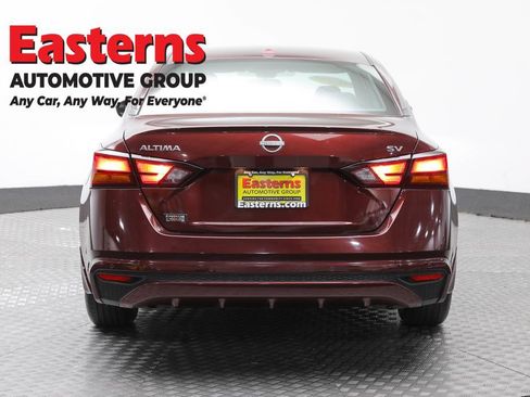 Used 2023 Nissan Altima 2.5 SV FWD image 6