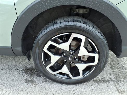 Used 2023 Hyundai Santa Cruz Limited AWD/4WD image 4