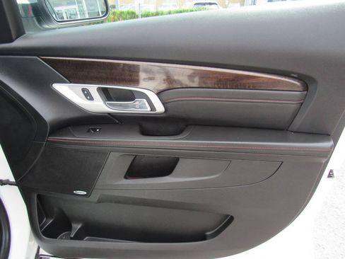 Used 2015 GMC Terrain Denali FWD image 39